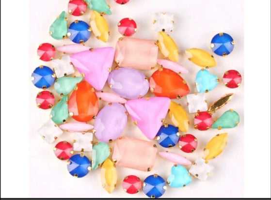 50 pcs Mix Sizes Jelly Rhinestones