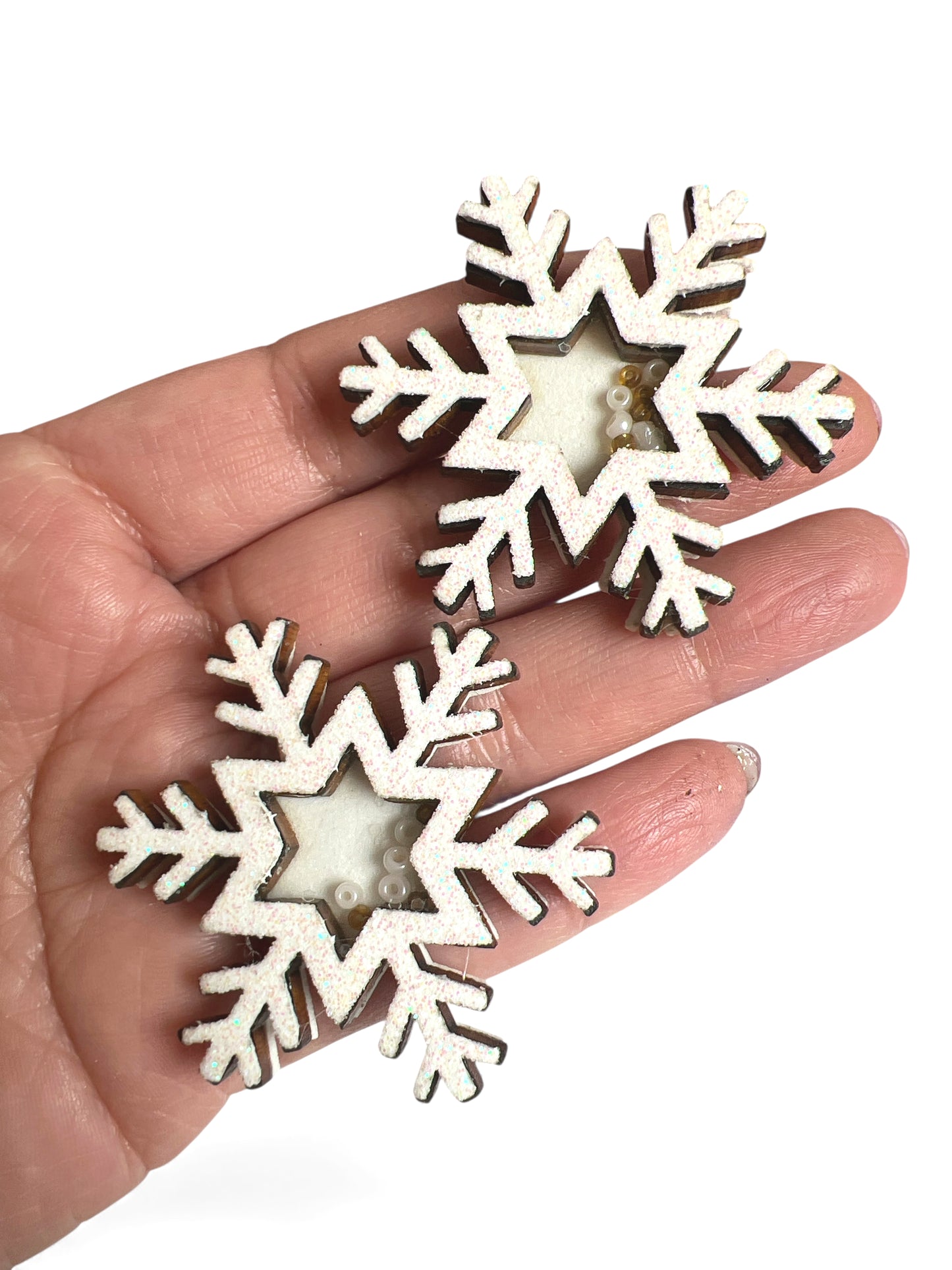 2 Mini Shakers White Snowflake 5cm