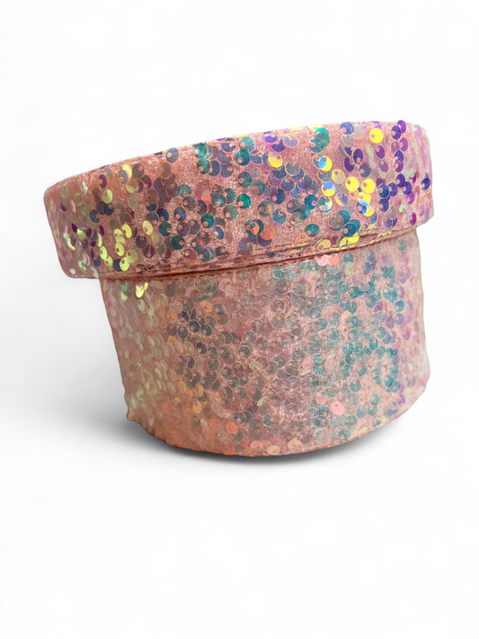 Petal Sequin on velvet ribbon 1 yard Lentejuela despeinada 1 yarda