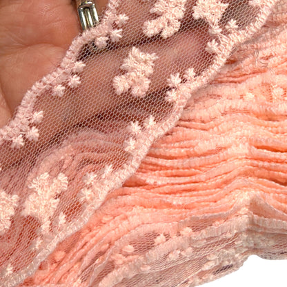 3 Yards 3.5cm wide Lace wavy edges
