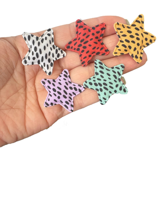 12 estrellas punteadas.