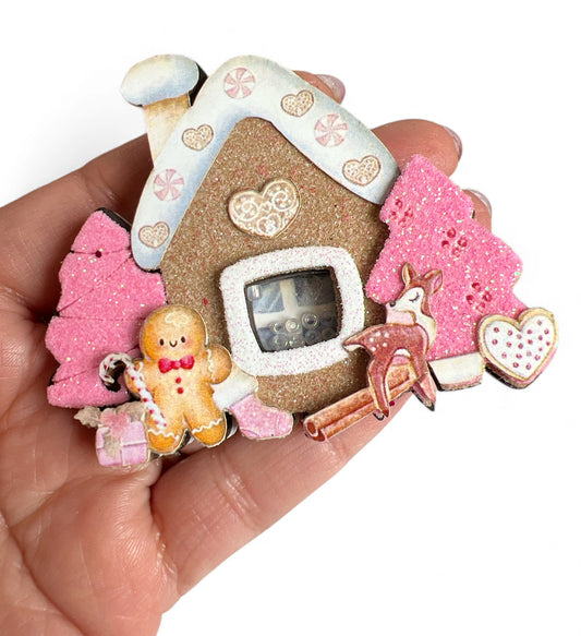 1-Jumbo Shaker Gingerbread House  6x7cm
