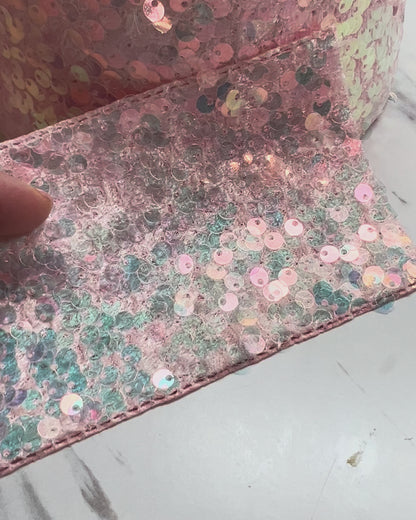 Petal Sequin on velvet ribbon 1 yard Lentejuela despeinada 1 yarda